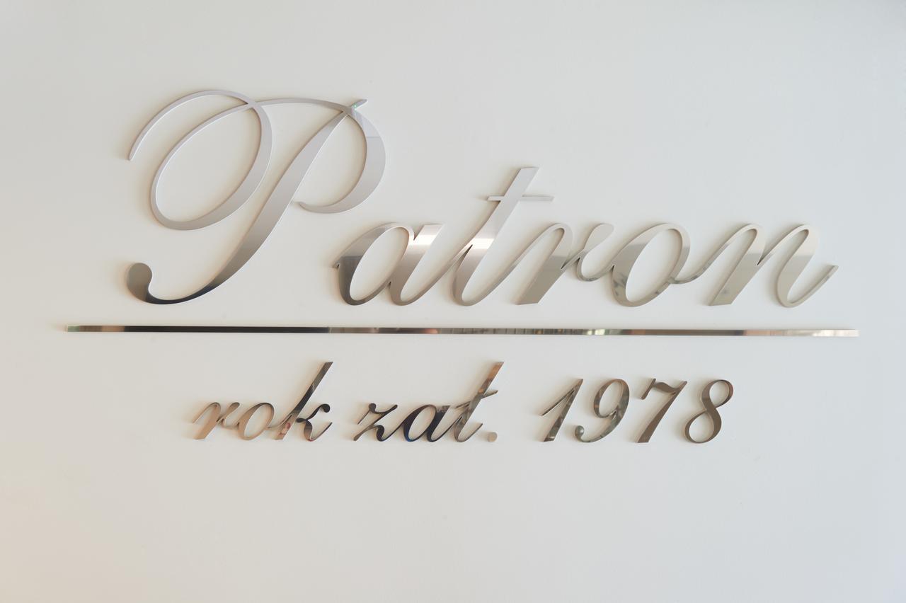 Obiekt Hotelarski Patron Варшава Экстерьер фото